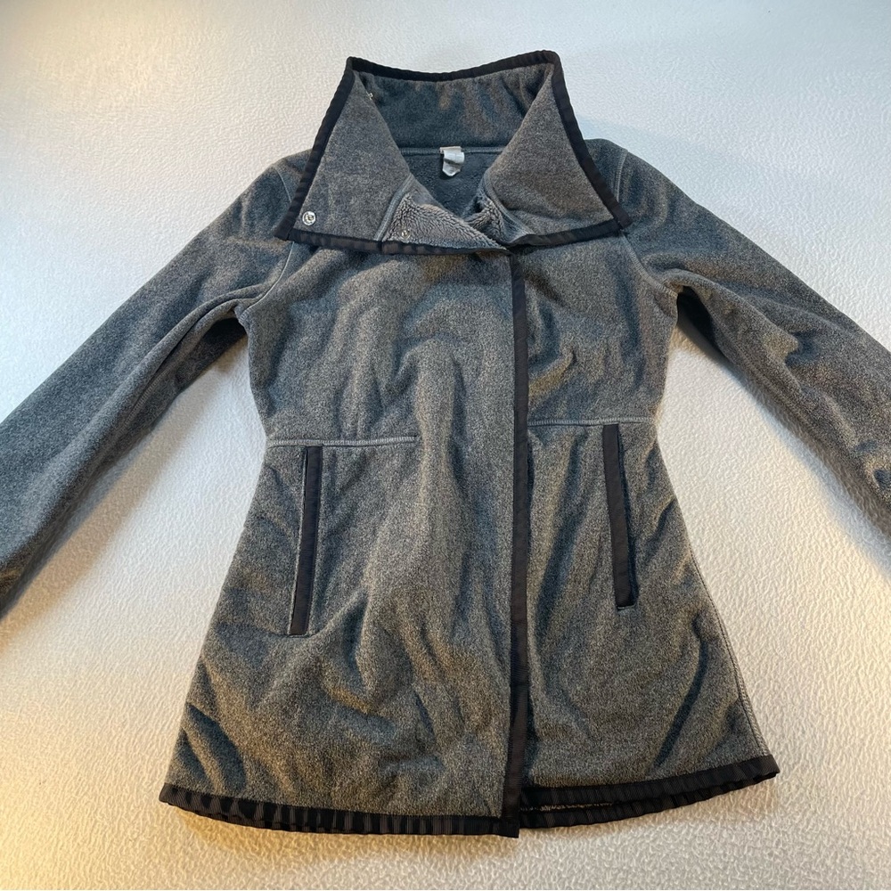 Ivivva Girls Big Business Wrap Jacket Size 12 by Lululemon - Picture 5 of 15
